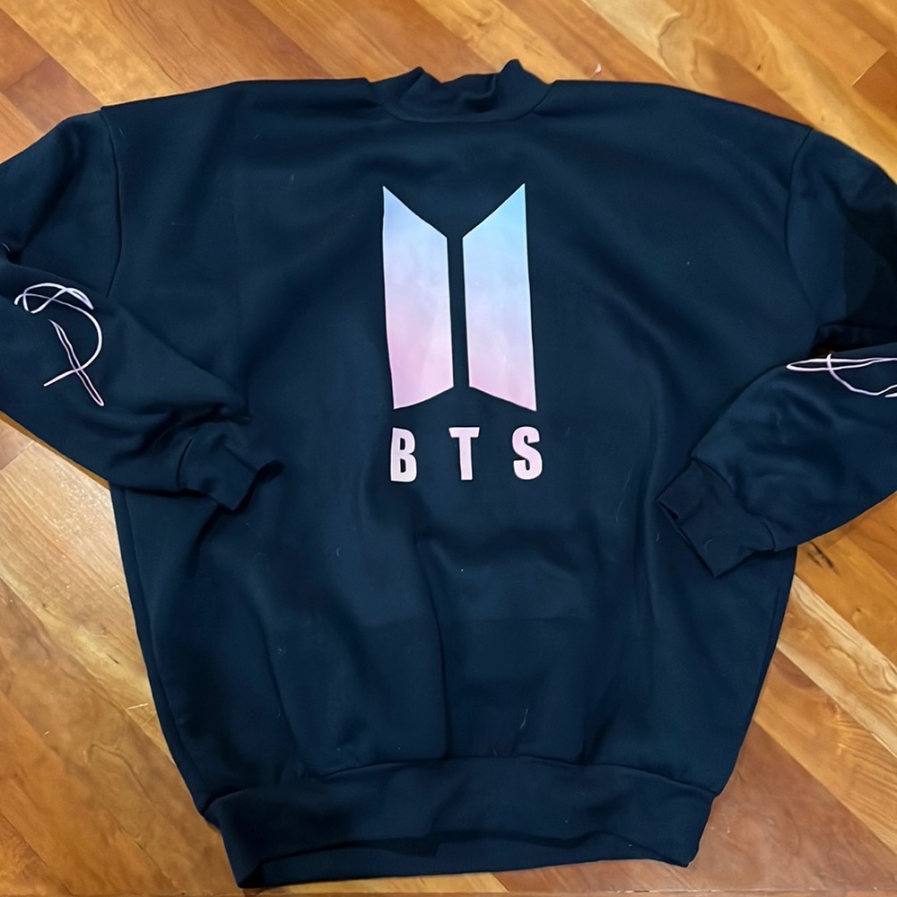 BTS crewneck